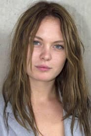 Linda Molin as Kristin