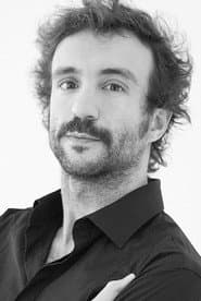 Miguel Pinheiro as Manoel