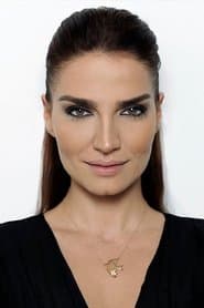 Ebru Akel as Nilüfer