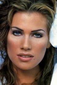 Elizabeth Nottoli as Kelly; Michelle