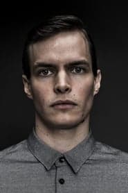 Johannes Holopainen as Einar Reuter