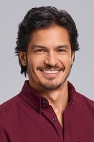 Nicholas Gonzalez as Hunter Lowell
