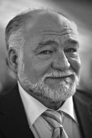 Mitko Apostolovski as Barber