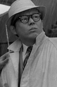 Yuzo Kiura as Kensuke Shimamura