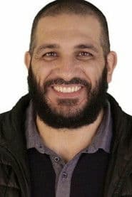 Miguel Nader as Carlão