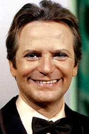 Alighiero Noschese as Mustafa Abdul Bey