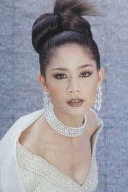 Piyapas Bhirombhakdi as Queen Suriyothai