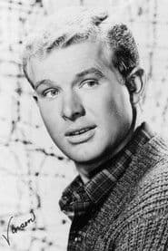 Gary Vinson as Lieutenant