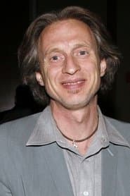 Michael Buscemi as Raymond