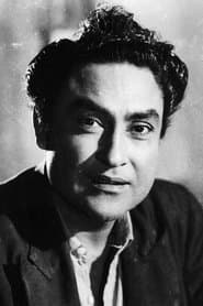 Ashok Kumar as Arjun Singh