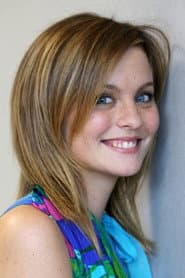 Lucrezia Piaggio as Sara Ciccia