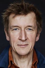 Jens Albinus as Carsten