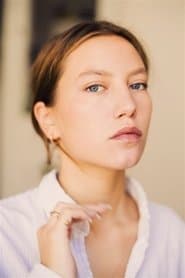 Gina Jimenez as Livia