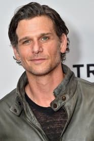 Mark Kassen as Freeman Bender