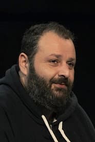 Socratis Patsikas as Stefanos Nakos