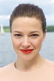 Hannah Herzsprung as Maxl's Mother Gefi