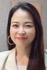 Moon Nam-sook as Ye-ji's (voice)