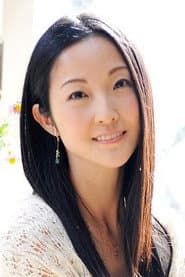 Shizuka Itoh as Maki Himekura (voice)