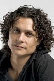 Juan Luis Corrientes as Primo Tres