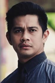 Fizz Fairuz as Azman