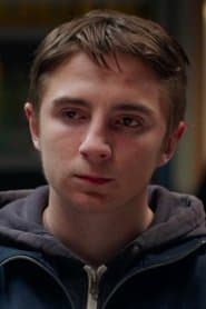 Tobias Nuytten as Julien