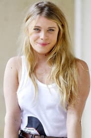 Ornella Boulé as Marion Valeyre