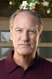 Craig T. Nelson as Steve Freeling