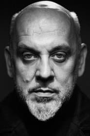 Velizar Binev as Moishe