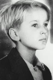 Edmund Moeschke as Edmund