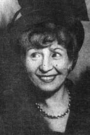 Marietta Rareș as Bătrâna