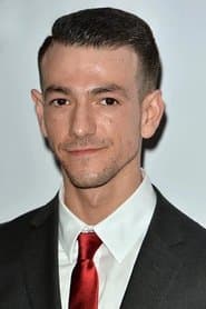 Josef Altin as Ekrem