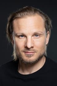 Severi Saarinen as Räystäinen