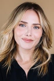 Letícia Colin as Mariana