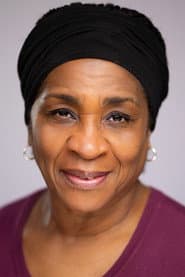 Mireille Metellus as Tante Elide