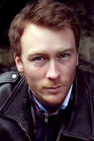 Oscar Copp as Le punk