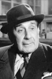 Agostino Salvietti as Gennaro