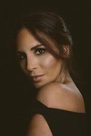 Alexandra Rapaport as Åsa, journalist