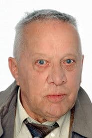 Heinz Baumann as Martin Hartog