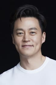 Lee Seo-jin as Lee Dong-jin