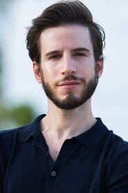 Rodrigo Garcia as Paulete