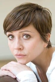 Laura Pyper as Kelly