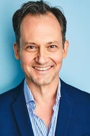 Johnny Sneed as Wayne Holcomb