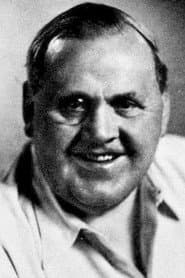 Weyler Hildebrand as Detective Göransson