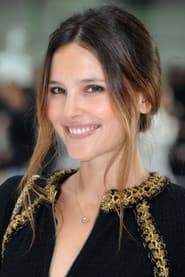 Virginie Ledoyen as Élisabeth Guardiano