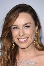 Jessica McNamee as Lori