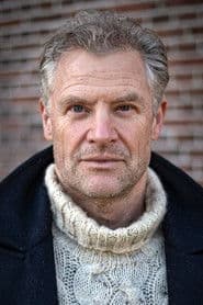 Bart Oomen as Meindert