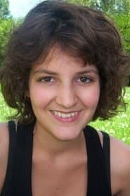 Gabrielle Lopes Benites as Young Marjane (voice)