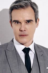 Dalton Vigh as Venâncio Couto