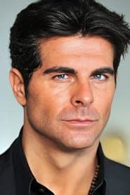 Giován Ramos as Gonzalo Lavin