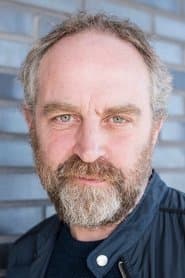 Kristian Figenschow as Arne Zakariassen